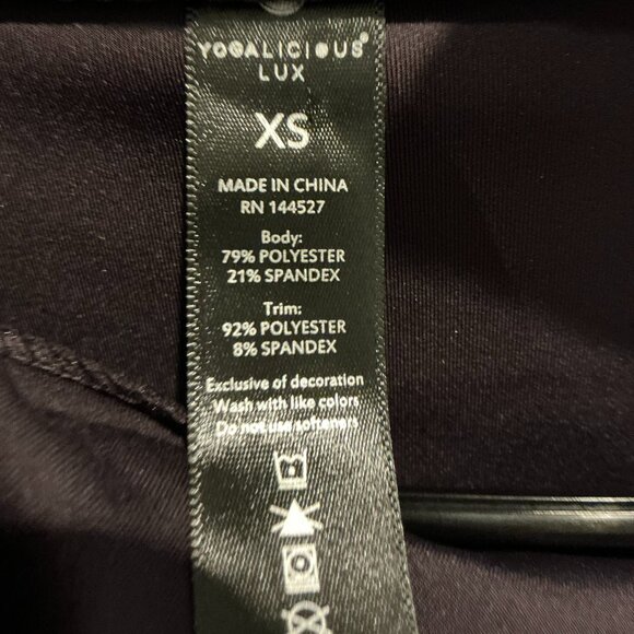 Yogalicious Lux Asymmetric 1/4 Zip Pullover Shirt - Picture 3 of 3